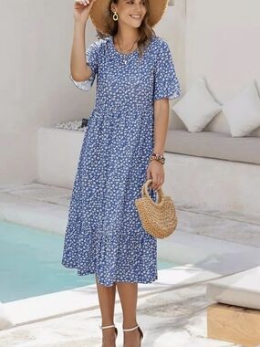 Blue Floral Midi Dress with Short Sleeves